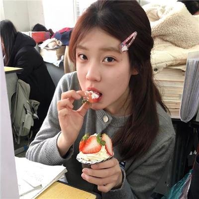 水瓶座女孩